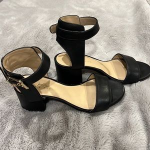 Lord & Taylor open toe chunky heel sandals - black leather - 37